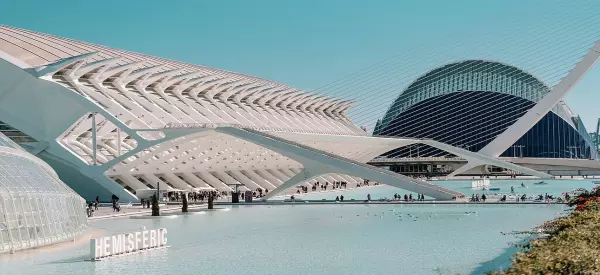 Valencia– nachhaltiges Vorbild – ist Austragungsort des GDS-Forums und der CITY DNA Konferenz 2023