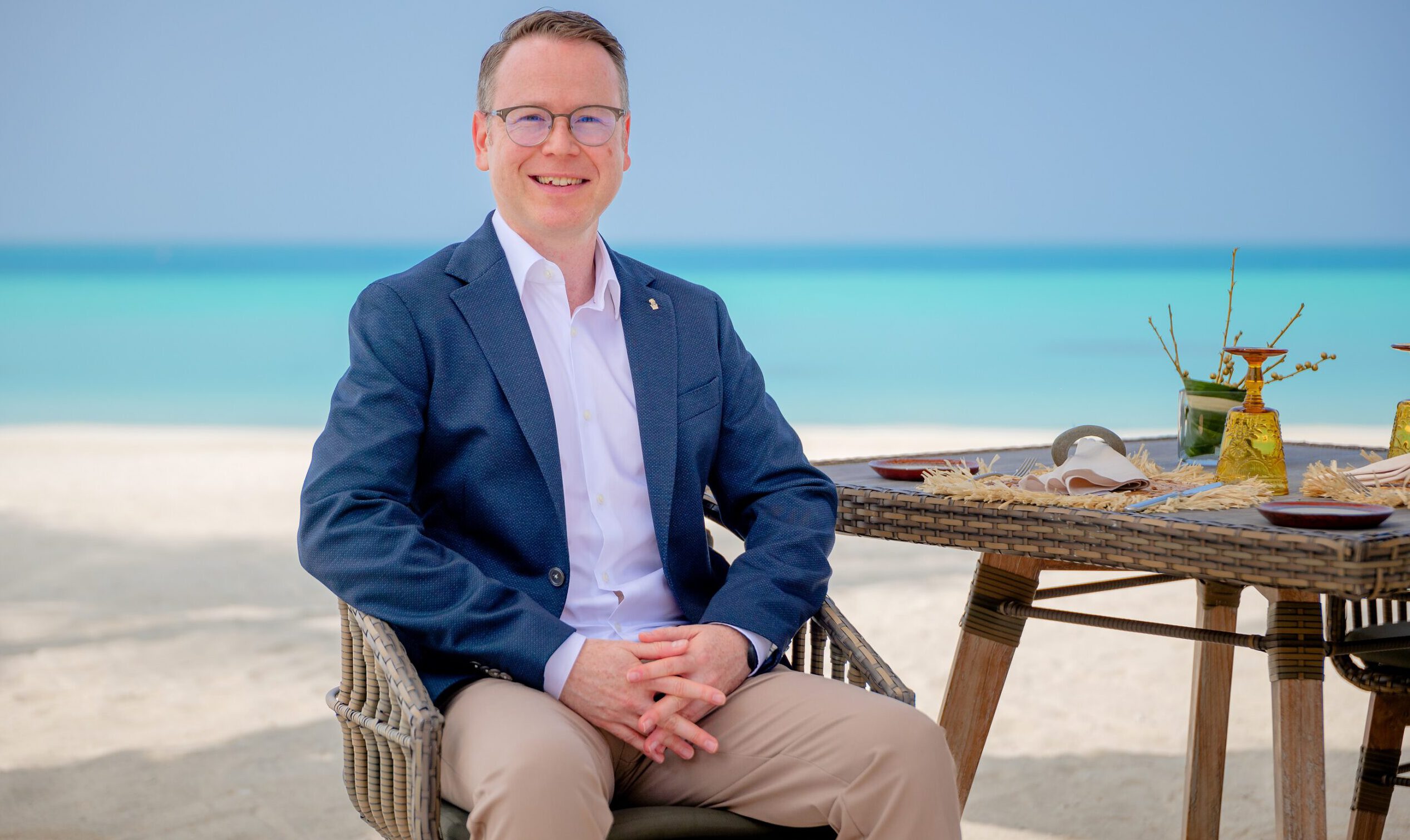 Mark Aldridge ist neuer Cluster Director of Sales and Marketing im The Ritz-Carlton Maldives, Fari Islands